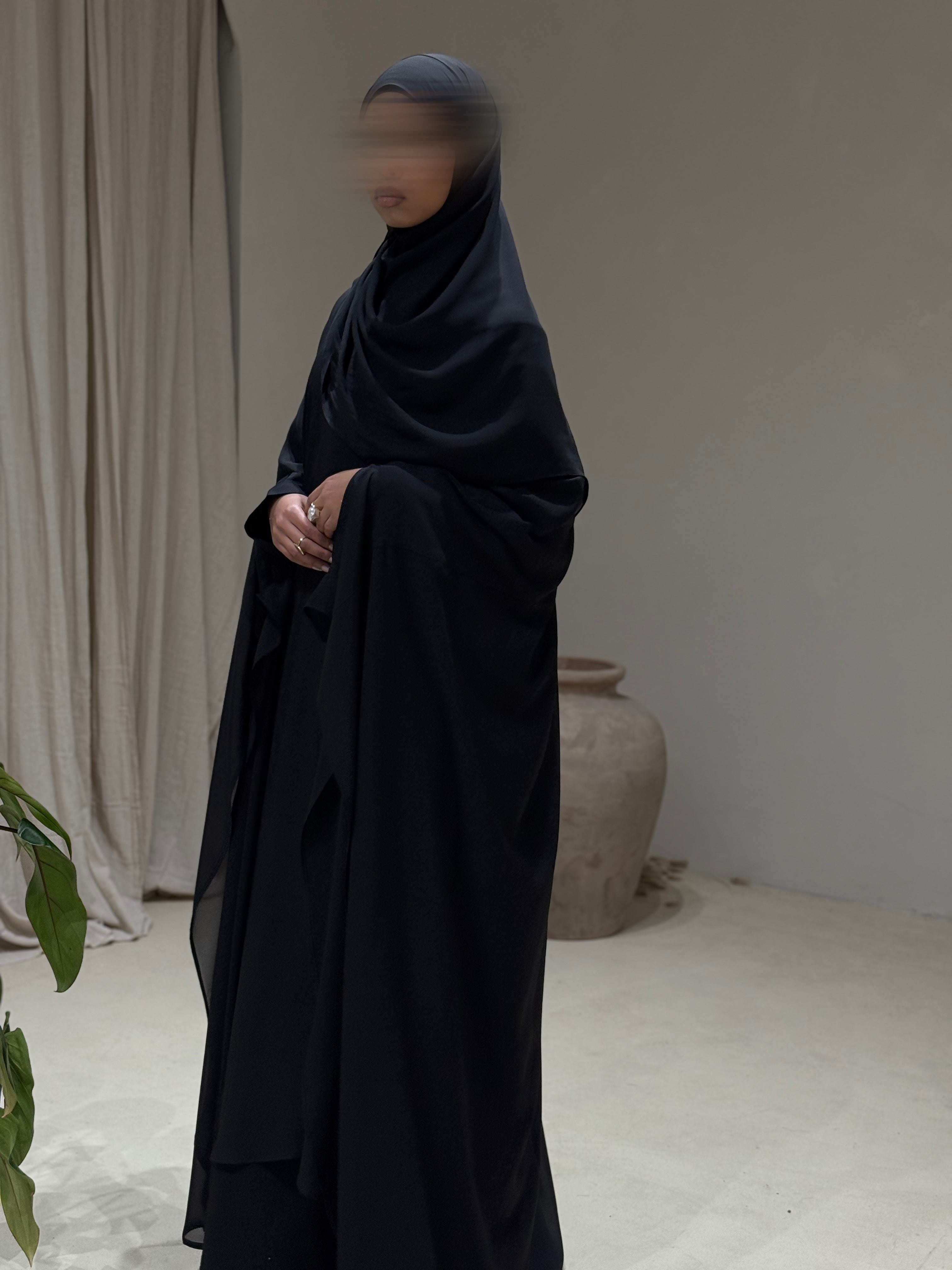 BLACK KHIMAR