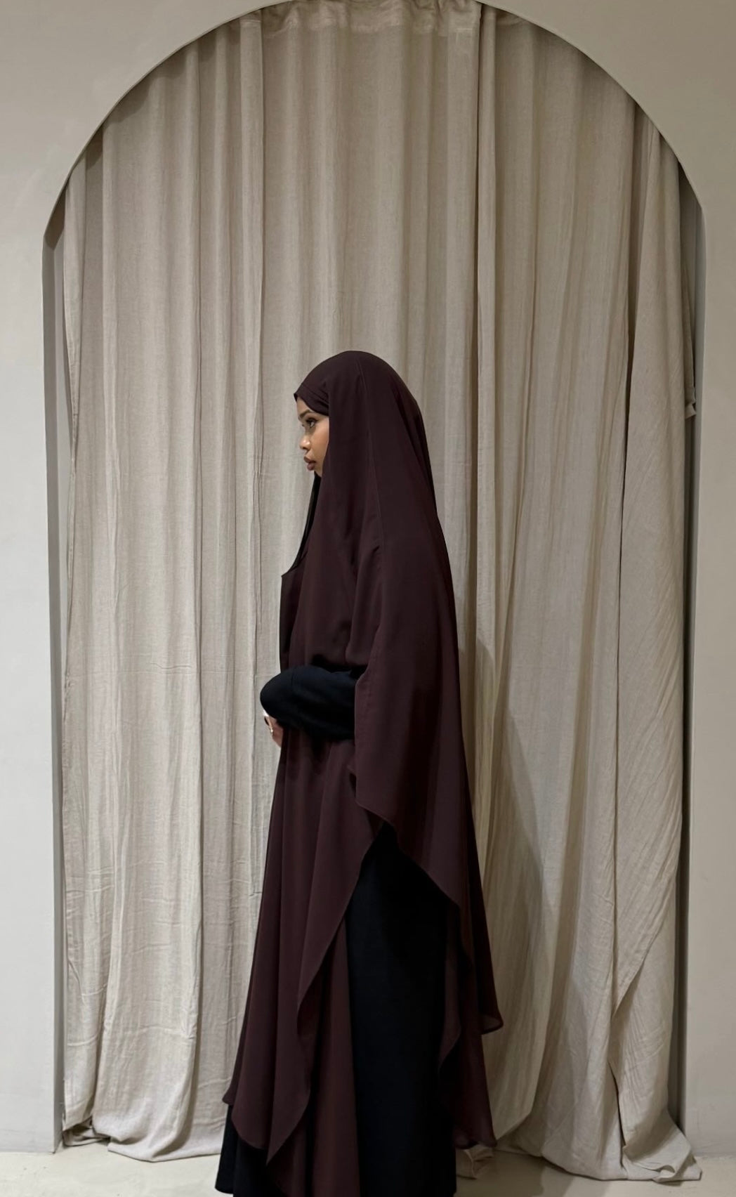 MAHOGANY KHIMAR