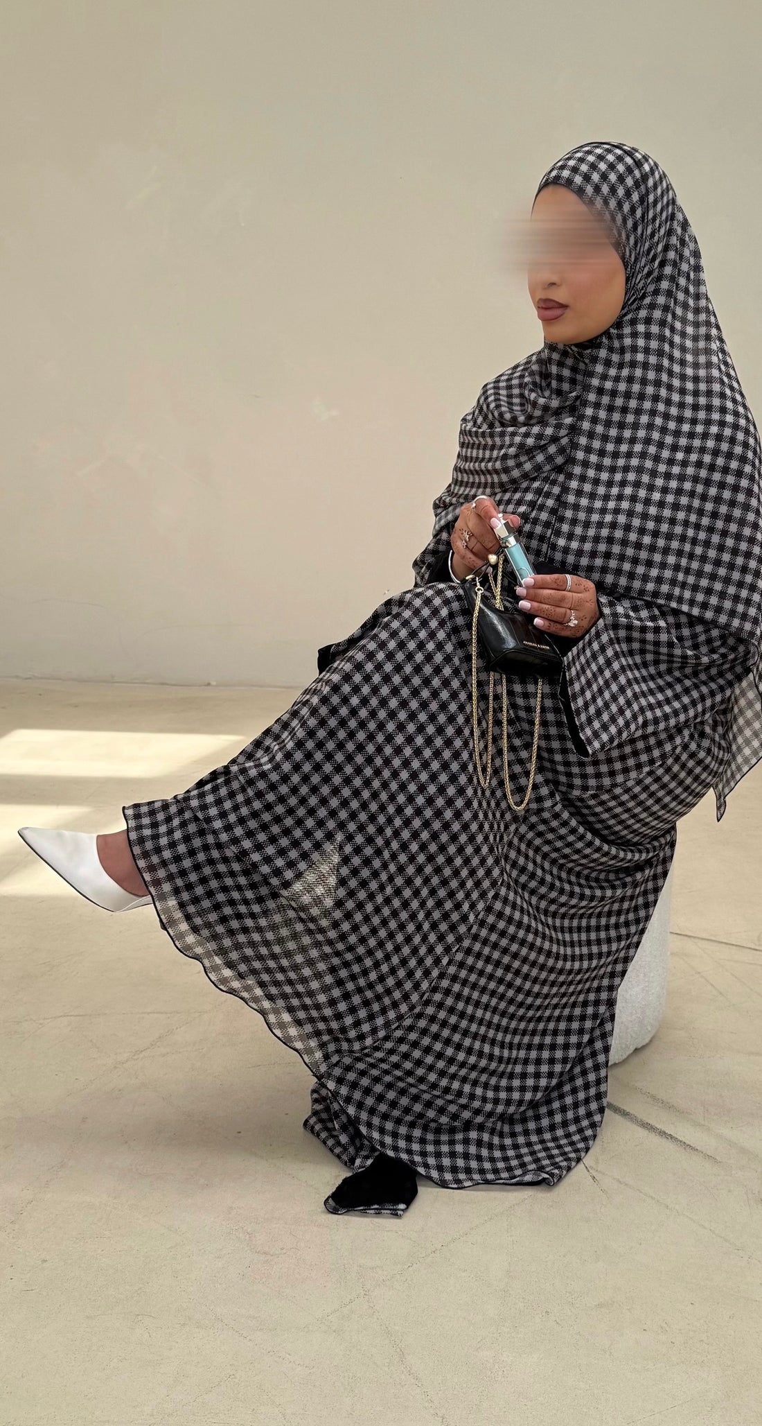 CHECKERED- BLACK &amp; OFF WHITE