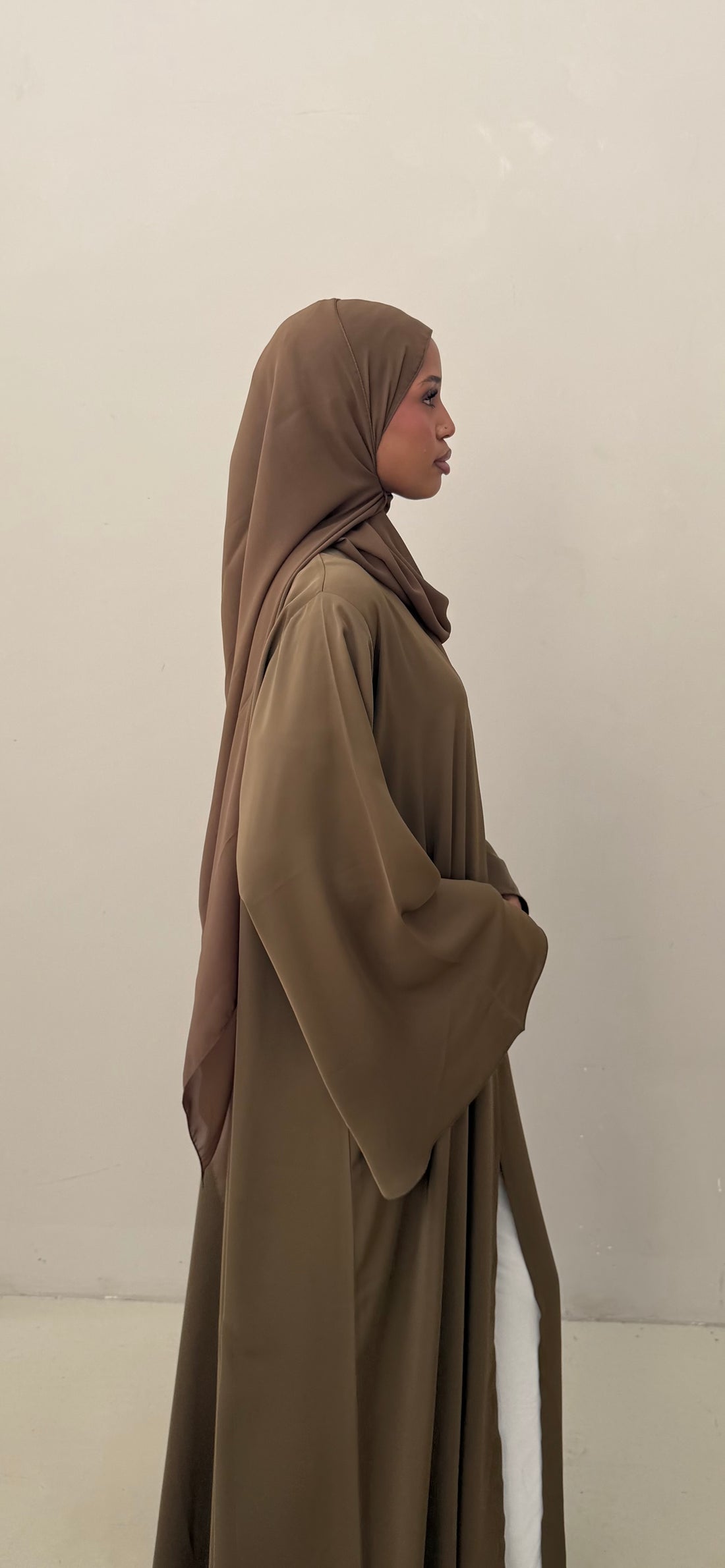 NAÏA OLIVE