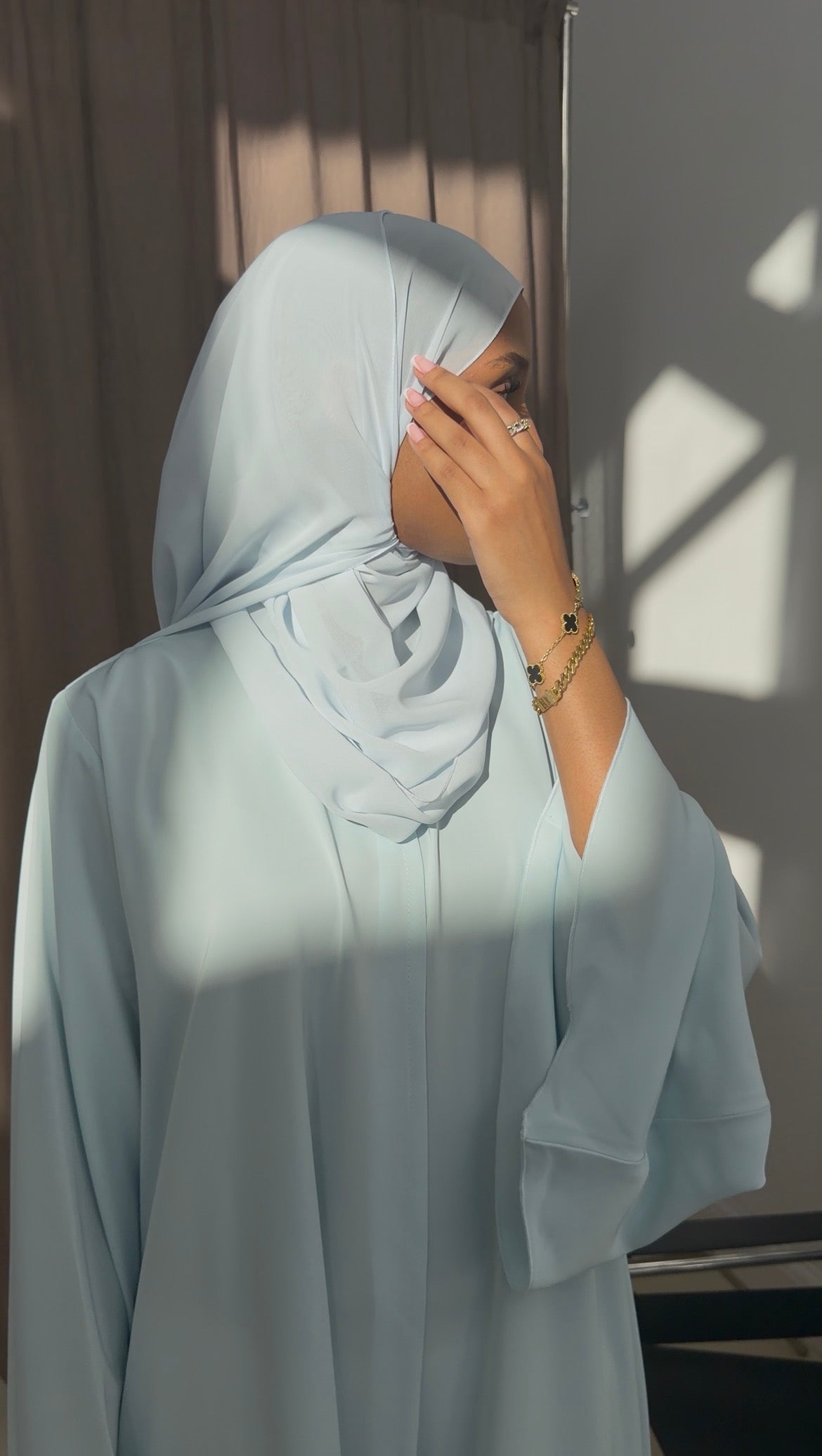 NAÏA FROST