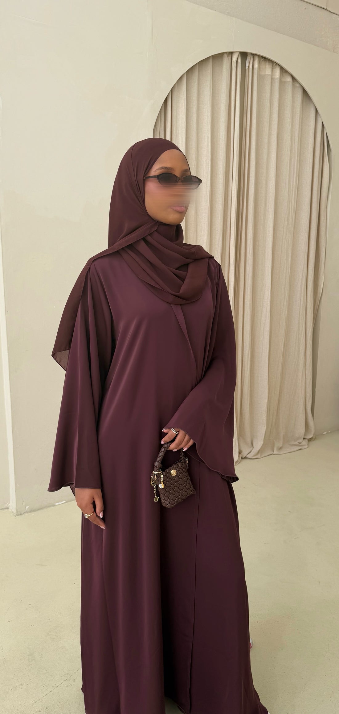 NAÏA PLUM