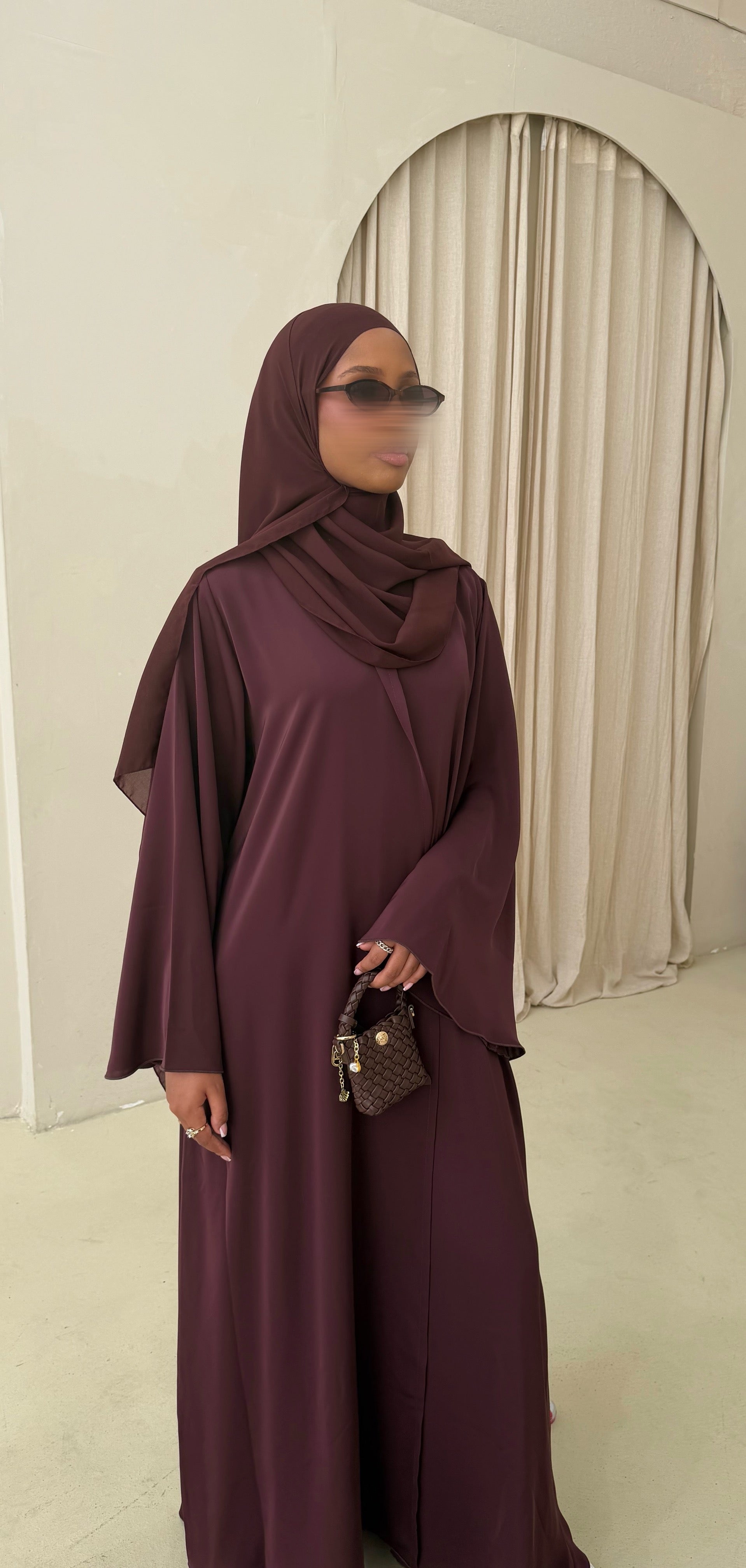 NAÏA PLUM