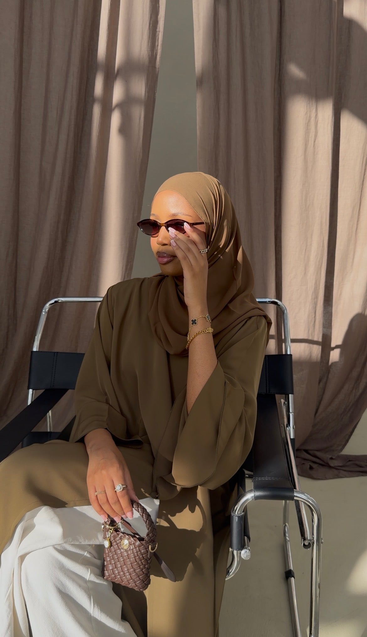 NAÏA OLIVE